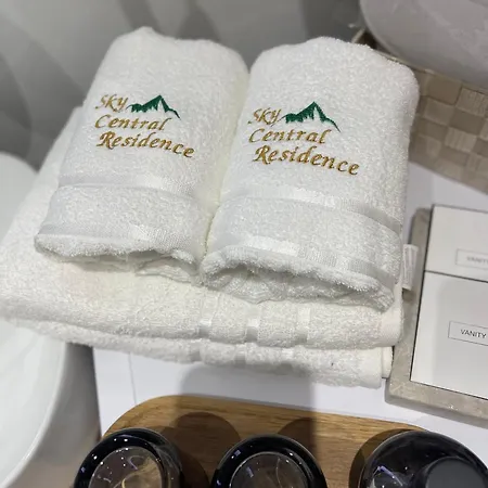 アパート Lux Sky *